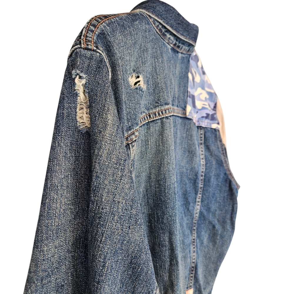 Gap Denim Camo Patchwork Jacket Distressed Size Xl - image 2